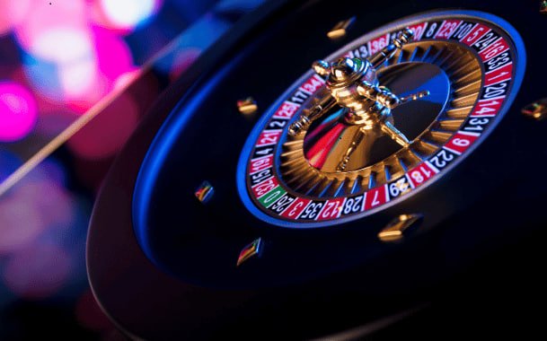 မြန်မာ Sportsbook ဘောလုံးပွဲ လောင်းကစားနေသောမြင်ကွင်း